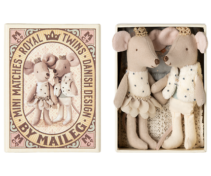 Little Sister and Brother Royal Twin Mice