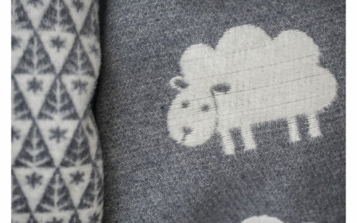 Baby blanket sheep allover blue