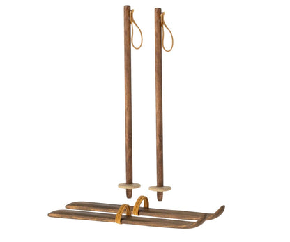 Ski and ski poles, Mum & Dad mouse