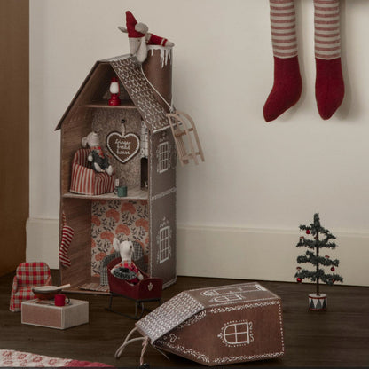 Santa Mouse - Big Brother